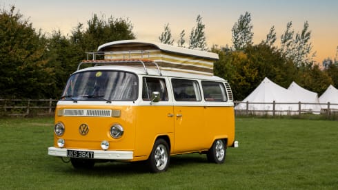 Betsy – 1979 VW T2 Bay Campervan Betsy!