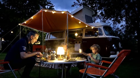 Bob – Bob the retro volkswagen T2a camper bus