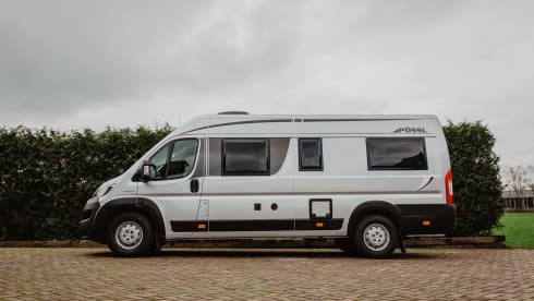 Roadcruiser – Luxury bus camper Pössl Roadcruiser (camper 20)