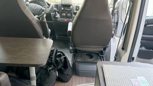 Fiat Ducato Kastenwagen 4 Schläfer mit MAX FAN