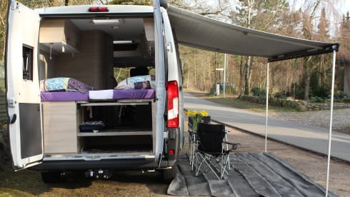 LoungeCamper – Want to slow down and have fun driving