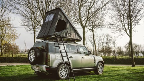 Above & Beyond – The All New Land Rover Defender