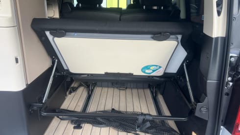 Marco Polo – 4p Mercedes-Benz bus from 2020