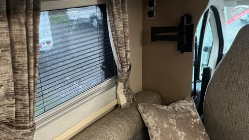 6 berth Swift Edge from 2022