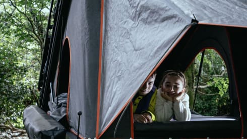 VENTURE – Ultimate Land Rover Camper - 4 berth - Cornwall