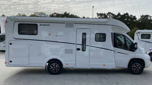 STAR – NEU (Baujahr 2022) Dethleffs TREND90 7057 EB