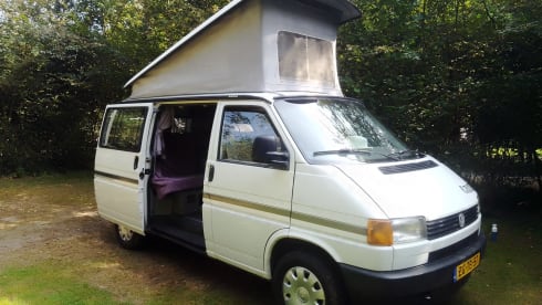 Sneeuwwitje – 4p Volkswagen campervan from 1991