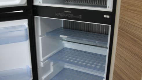 Luxuriöser Adria Matrix Familiencamper mit automatischem Niveausystem