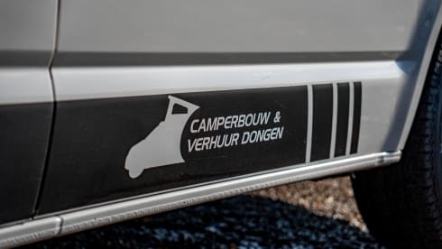 Volkswagen T5/6 5 person camper for rent