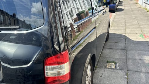 Tulula  – Your Surf-Ready VW Day Van for Coastal Adventure!!