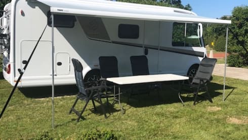 'Almost' new KNAUS VAN I 650 MEG.