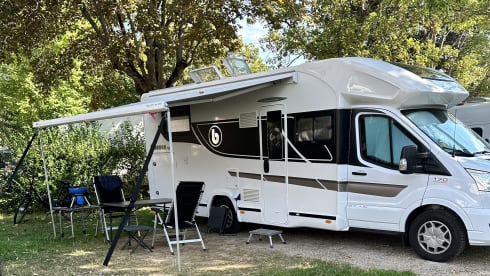 Benimar Cocoon 468 – DELUXE mobile home 4 pers with tow bar