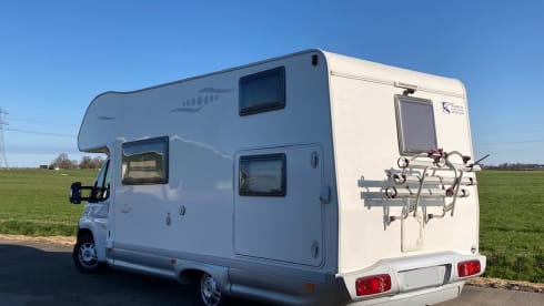 Op stap met de Baron! – Spacious 6-person family camper