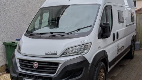 Autobus Fiat a 4 posti letto del 2015