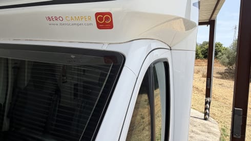 Carado T338 - LONGITUDINAL BEDS model 2024