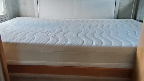 Flair liner – 4p Niesmann + Bischoff integrated uit 1994