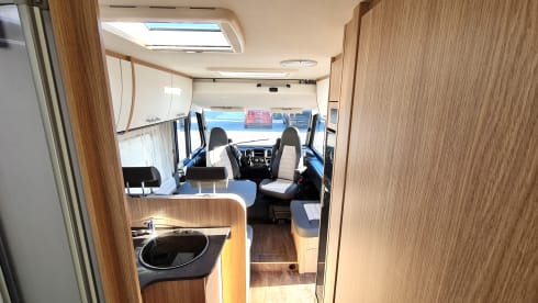Sunlight i69L (B) adventure with automatic year 2022