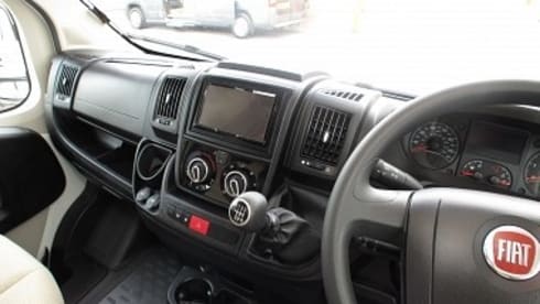 Alba – 6/7 berth motorhome with canopy