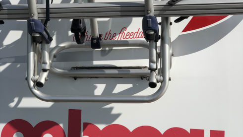 Ooit Is Nu! – Self-sufficient 6 person luxury camper "Ever Is Now"