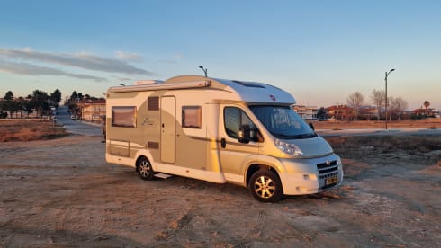 4p Bürstner semi-integrated from 2009