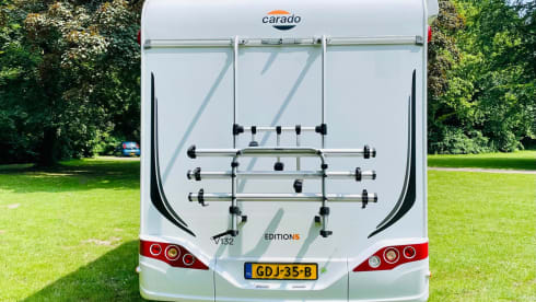 Comfort 5.9 – Carado Semi-Integral 2-4 persons Compact