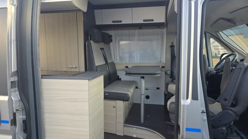 Offgrid Jumper  – 2p Sun Living bus from 2021