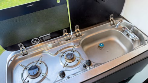 Witte Vlegel – Mclouis Menfys Matic 