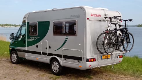 Compact Complete Camper