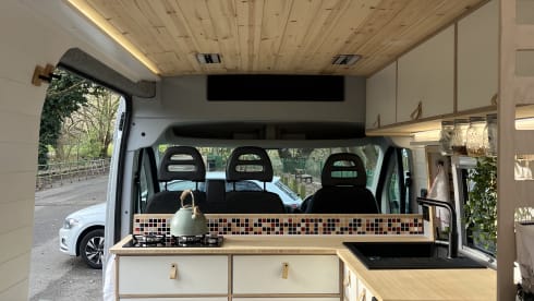 Ada – LUXURY - Spacious and beautiful Bespoke 3 berth Citroen Relay - Ada Van  