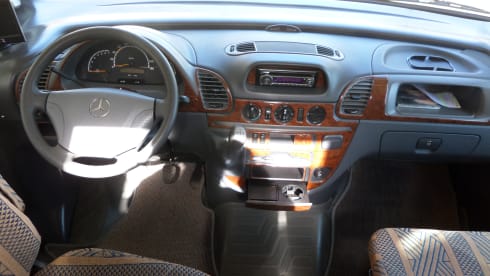 CAMPING CAR MERCEDES PILOT INTEGRAL BVA 4 PLACES