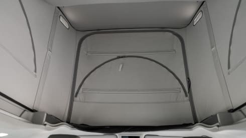 Hamish – VW California Surf | High Spec & Ultimate Comfort! 🚐✨