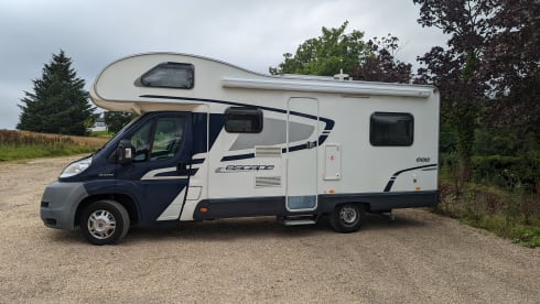 Escape Swift – 6 berth Swift bus from 2012