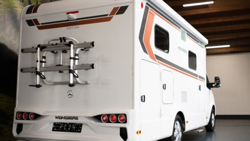 2p Mercedes-Benz semi-integrated from 2022