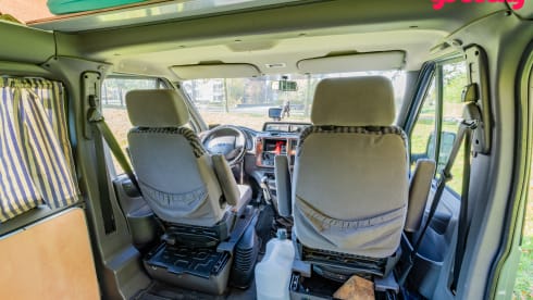 Zwabbel – 4p Ford campervan from 2003