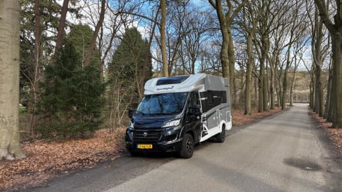 2p Sunlight semi-integrated uit 2021