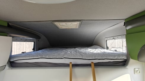 Gezellige 4-persoons alkoofcamper – ideaal voor stel of klein gezin