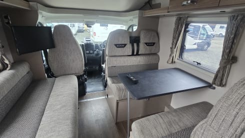 The MoHo – 6 berth Swift alcove from 2022