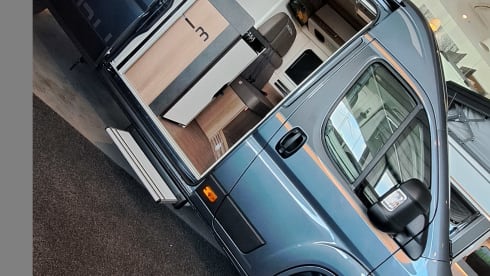 Autobus Malibu pronto per l'avventura 