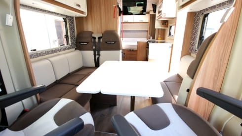 Swift 694 – Swift 694