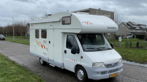 caravane familiale compacte pour 6 personnes