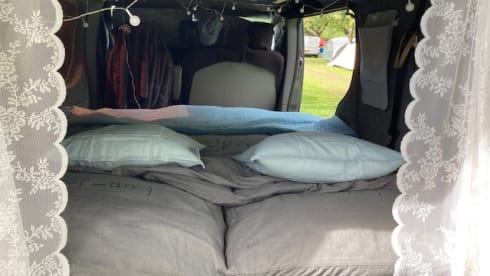 Nice bus camper for rent