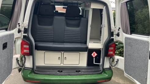 Green Machine – 4 berth VW campervan