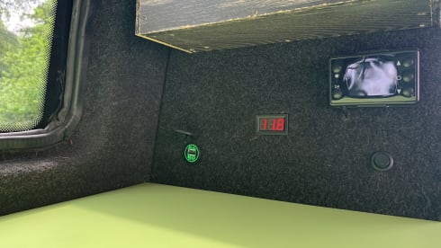 Moonraker – Custom VW T4 Glamping, thetford toilet 