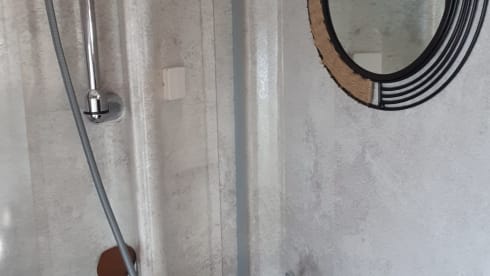 Truus ons vakantiehuus – Spacious family camper Fiat Ducato