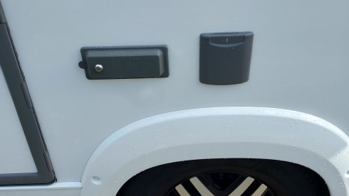 Luci – 2p Bürstner semi-integrated from 2017