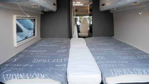 Sun Living Flexo 6.40, 2 posti letto - 4 posti, letti longitudinali, aria condizionata!!