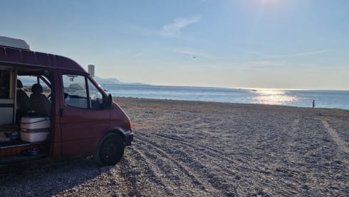 Ford Transit – Nice cosy camper
