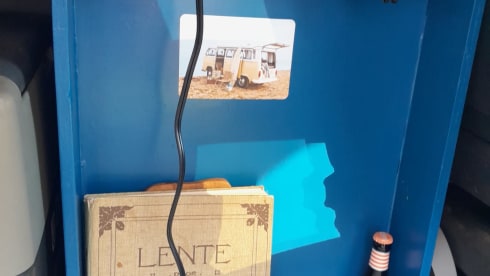 Babs – 2p Volkswagen campervan uit 2013