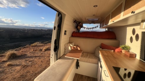 The Johnnie – Off-grid Mercedes Sprinter self-build camper