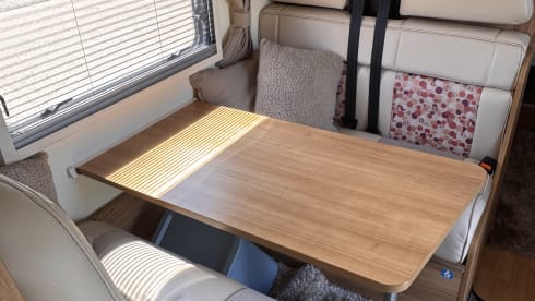Mitzy  – 6 berth Bailey Autograph Motorhome 
